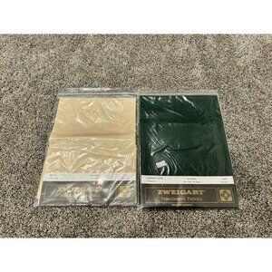 Lot Of 2 Zweigart Needlework Fabrics Belfast Linen And Luguna Cloth New